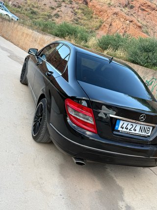 Mercedes-Benz Clase C 2010