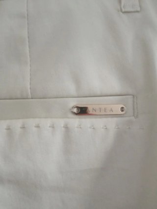 Bermudas mujer beige