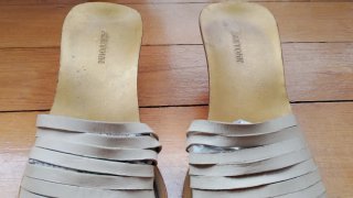 Sandalias Aketohn Beige y Doradas