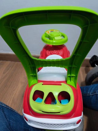 Correpasillos Coche Bebé Clementoni