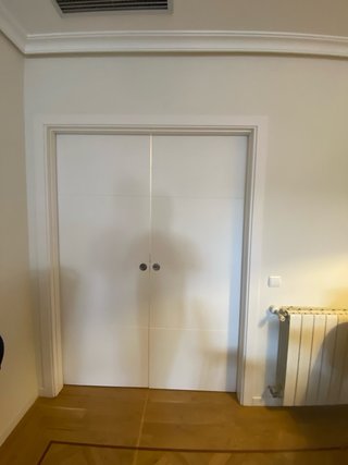 Puertas correderas blancas