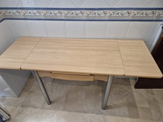 Mesa cocina extensible con 2 sillas