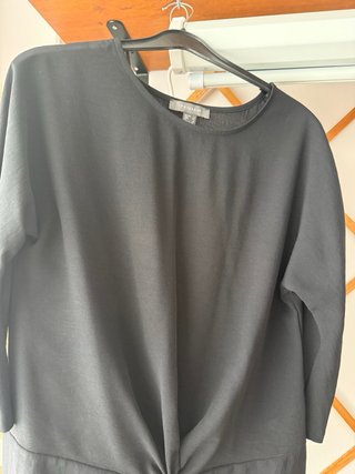 Camisa negra Primark con nudo
