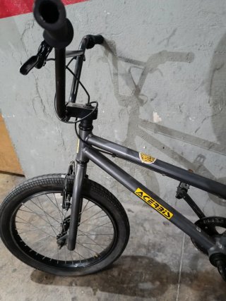 Bici BMX Negra