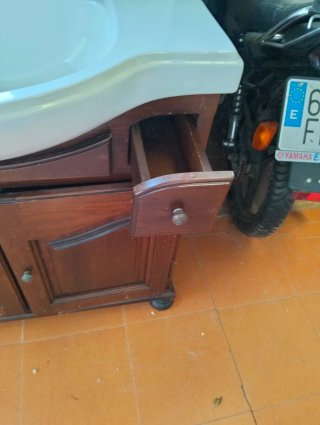 Mueble de baño lavabo madera y cerámica