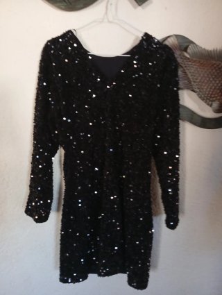 Vestido negro lentejuela