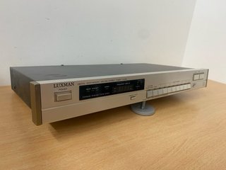 Sintonizador Luxman T-404L Plata