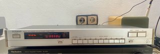 Sintonizador Luxman T-404L Plata