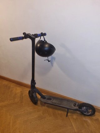 Patinete Eléctrico con Pantalla LED