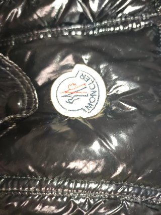 Chaqueta Moncler Negra Brillante