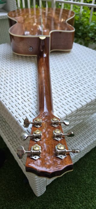 Guitarra Electroacústica Fender