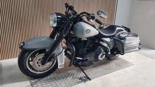 HARLEY DAVIDSON ROAD KING MODIFICADA