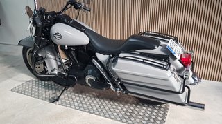HARLEY DAVIDSON ROAD KING MODIFICADA