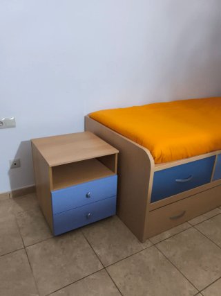 Cama nido, mesita y cajonera