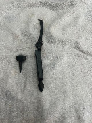 Llamador Antiguo Forja con Clavo Rústico