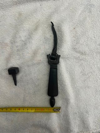 Llamador Antiguo Forja con Clavo Rústico