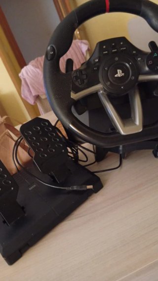 Volante PS4 con Pedali Thrustmaster