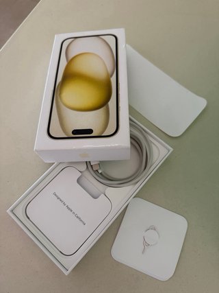 iPhone 15 128GB Amarillo