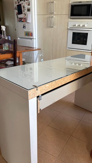 Tavolo da trucco Ikea in vetro e legno