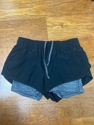 Lote de ropa deportiva de mujer