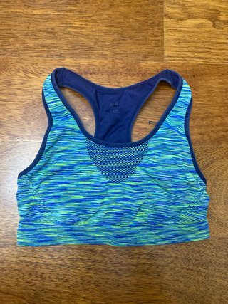 Lote de ropa deportiva de mujer