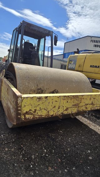 RC6 Rodillo compactador Ammann AC120 13,5T