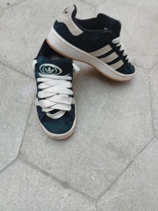 Scarpe Adidas donna nere/verdi