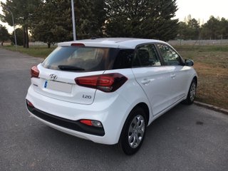 Hyundai i20 1.2 MPI 75CV ESSENCE LE