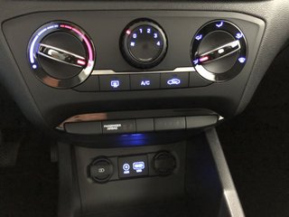 Hyundai i20 1.2 MPI 75CV ESSENCE LE