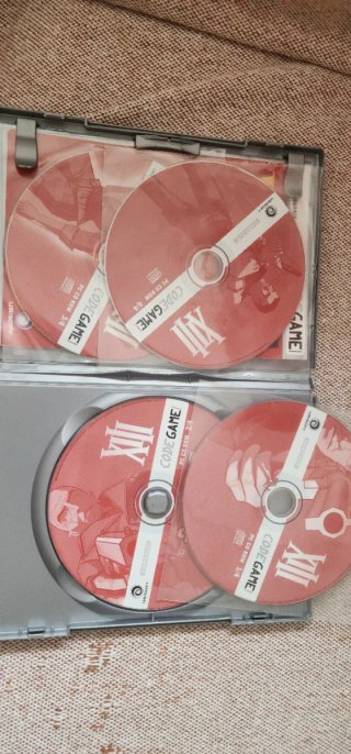 XIII PC Completo 4 CDs Manual Ubisoft