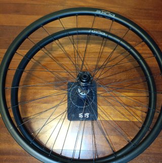 Ruedas Gravel Duke