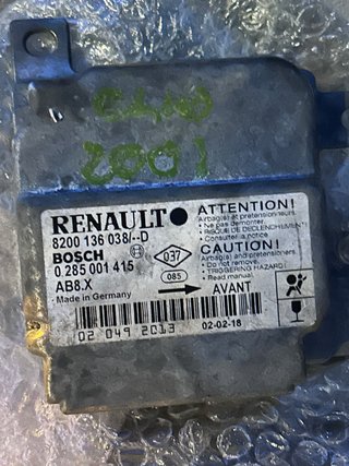 Centralita Airbag Renault Clio 2 - 8200136038D