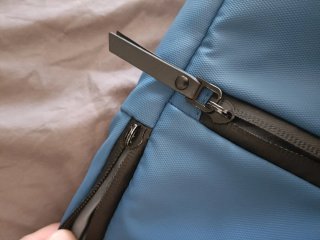 Mochila Vogart azul y negra,laptop backpack camper
