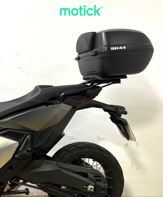 HONDA X-ADV 750 (TOP CASE)
