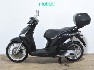 PIAGGIO LIBERTY 125 (TOP CASE) (IVA DEDUCIBLE)