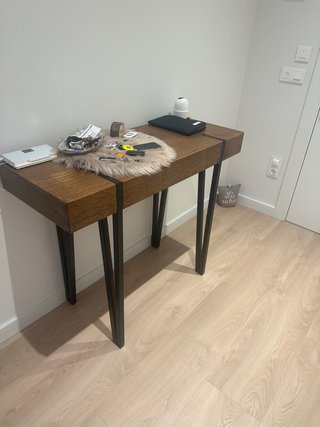 Tavolo da ingresso (1m lungo, 80cm alto, profondità 40 cm)