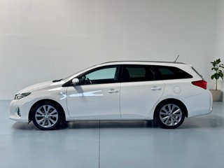Toyota Auris Hybrid Advance Touring Sports