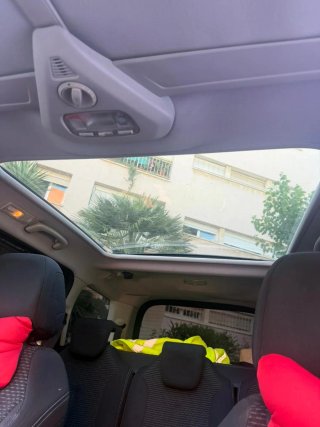 Citroen Grand C4 Picasso 2010