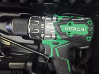 Taladro Percutor Hitachi DV 18DBL2 18V