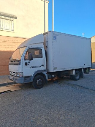Nissan Cabstar 2002