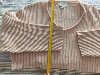 Jersey cropped de punto acanalado , color beige.