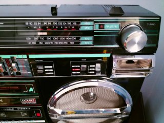 Crown radio cassette boombox SZ5100