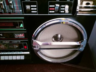 Crown radio cassette boombox SZ5100