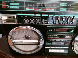 Crown radio cassette boombox SZ5100