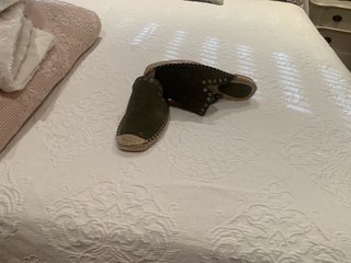 Zapatillas sin estrenar talla 39
