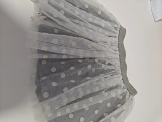 Faldas de niña con vuelo:  lunares, cuadros y gris