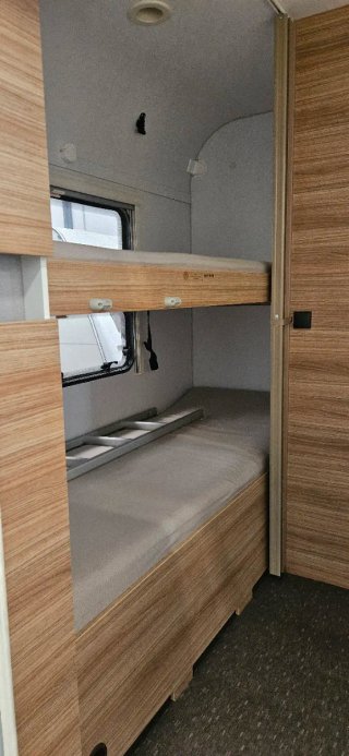 Caravana Adria Altea 542 PK 6 plazas aire y mover