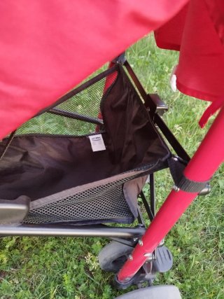 Silla de paseo Chicco roja y negra