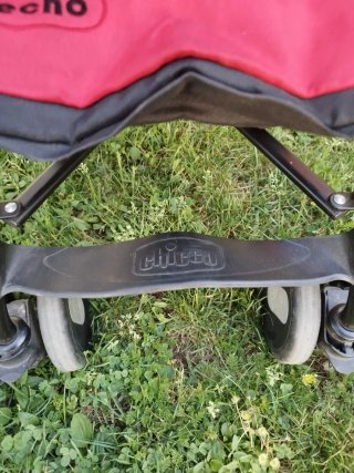 Silla de paseo Chicco roja y negra