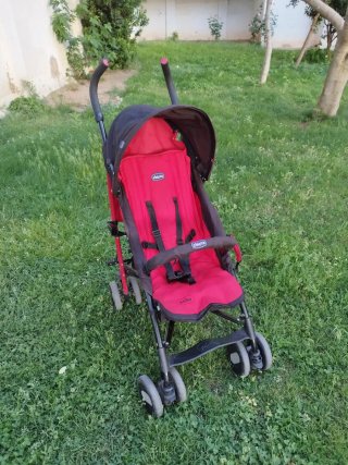 Silla de paseo Chicco roja y negra